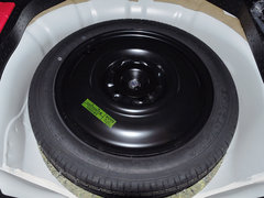 2015款 三厢1.6L 自动 精英型