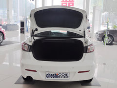 2015款 三厢1.6L 自动 精英型