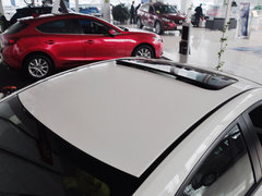2015款 三厢1.6L 自动 精英型