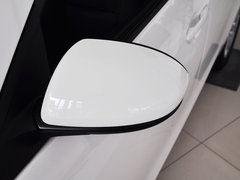 2015款 三厢1.6L 自动 精英型