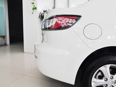 2015款 三厢1.6L 自动 精英型