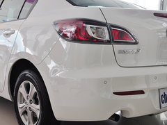 2015款 三厢1.6L 自动 精英型