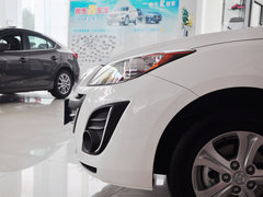 2015款 三厢1.6L 自动 精英型
