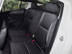 2015款 三厢1.6L 自动 精英型