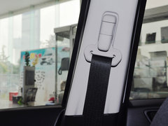 2015款 三厢1.6L 自动 精英型