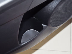 2015款 三厢1.6L 自动 精英型