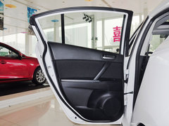 2015款 三厢1.6L 自动 精英型