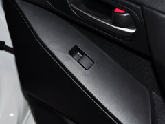 2015款 三厢1.6L 自动 精英型