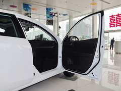 2015款 三厢1.6L 自动 精英型