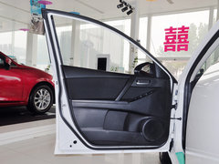 2015款 三厢1.6L 自动 精英型