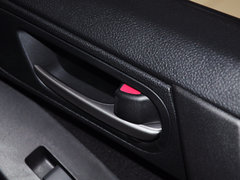 2015款 三厢1.6L 自动 精英型