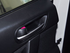 2015款 三厢1.6L 自动 精英型