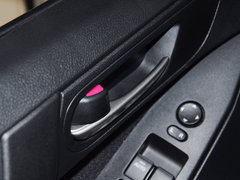 2015款 三厢1.6L 自动 精英型