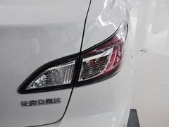 2015款 三厢1.6L 自动 精英型