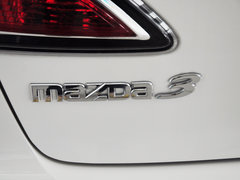 2015款 三厢1.6L 自动 精英型