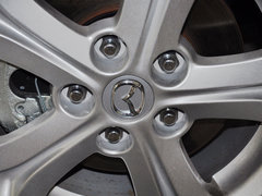 2015款 三厢1.6L 自动 精英型