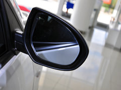 2015款 三厢1.6L 自动 精英型