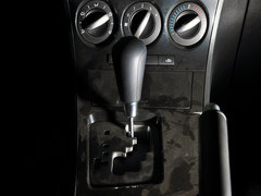2015款 三厢1.6L 自动 精英型