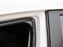 2015款 两厢 1.6L 自动 精英型