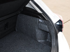 2015款 两厢 1.6L 自动 精英型