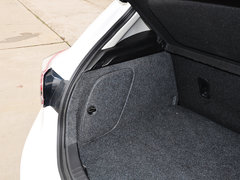 2015款 两厢 1.6L 自动 精英型
