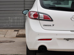 2015款 两厢 1.6L 自动 精英型