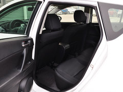 2015款 两厢 1.6L 自动 精英型