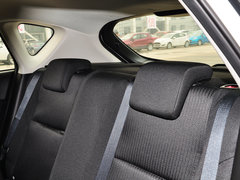 2015款 两厢 1.6L 自动 精英型