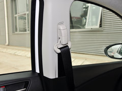 2015款 两厢 1.6L 自动 精英型
