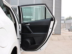 2015款 两厢 1.6L 自动 精英型