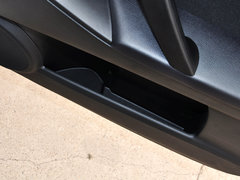 2015款 两厢 1.6L 自动 精英型