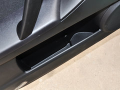2015款 两厢 1.6L 自动 精英型