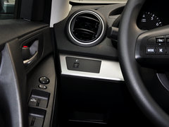 2015款 两厢 1.6L 自动 精英型