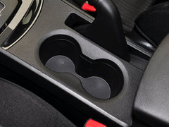 2015款 两厢 1.6L 自动 精英型