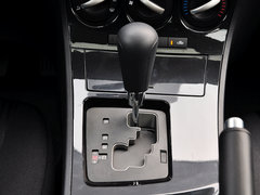 2015款 两厢 1.6L 自动 精英型