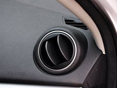 2015款 两厢 1.6L 自动 精英型