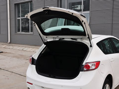 2015款 两厢 1.6L 自动 精英型
