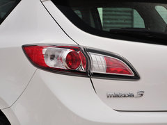 2015款 两厢 1.6L 自动 精英型