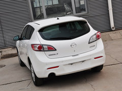 2015款 两厢 1.6L 自动 精英型