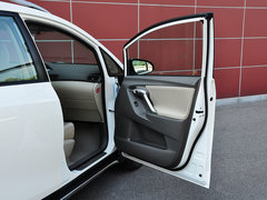 2014款 Cross 自动 精英型 5座