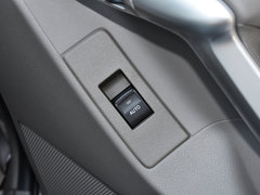 2014款 Cross 自动 精英型 5座