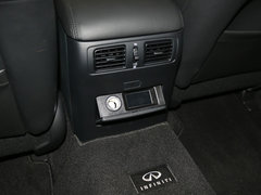 2015款 Q70S 基本型