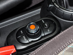 2015款 1.5T COOPER Fun 五门版