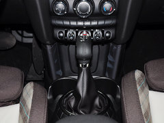 2015款 1.5T COOPER Fun 五门版