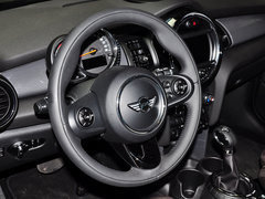 2015款 1.5T COOPER Fun 五门版