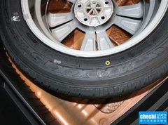 2015款 1.6L 自动 两驱尊贵型 DLX 5座