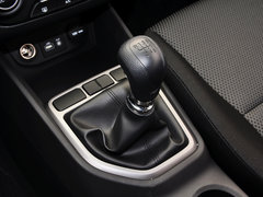 2015款 1.6L 手动 两驱时尚型 GS 5座