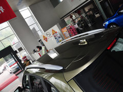 2015款 1.8T 自动 两驱豪华版
