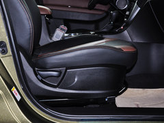 2015款 1.8T 自动 两驱豪华版