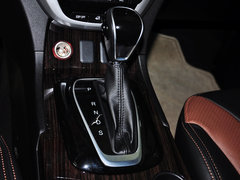2015款 1.8T 自动 两驱豪华版